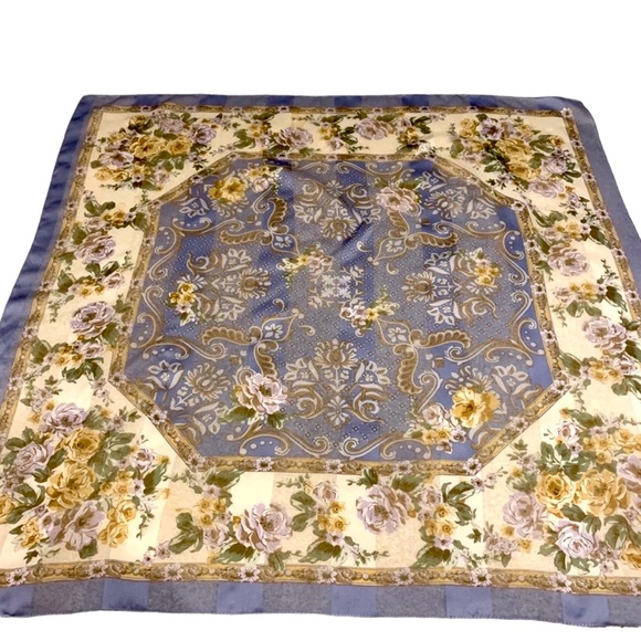 Berkshire Accessories - Vintage Berkshire Pale Blue‎ Floral Polyester Scarf